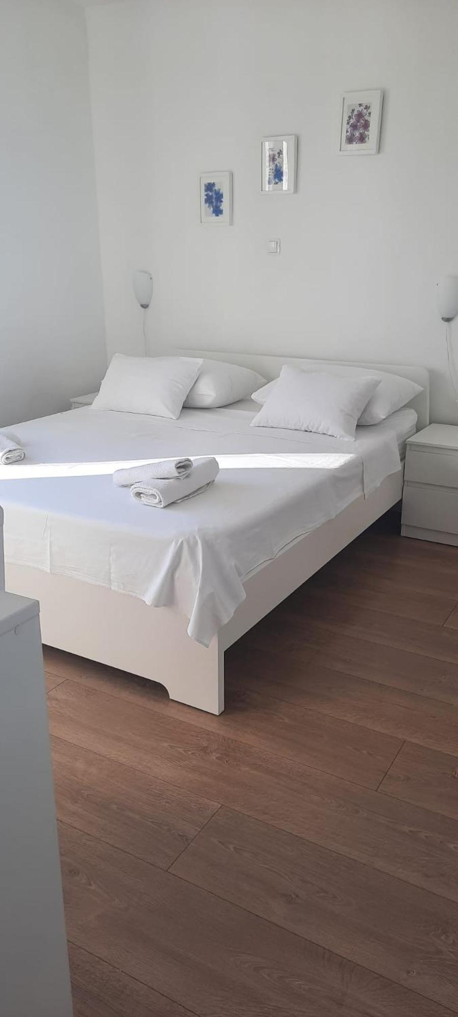 Beach Apartment Kate With Sea View, Balcony And Parking, Murter, Dalmatia Экстерьер фото