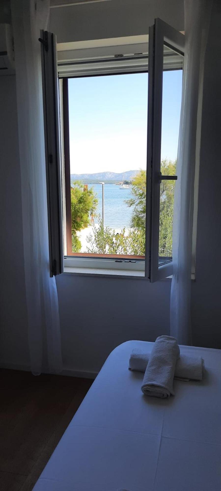 Beach Apartment Kate With Sea View, Balcony And Parking, Murter, Dalmatia Экстерьер фото